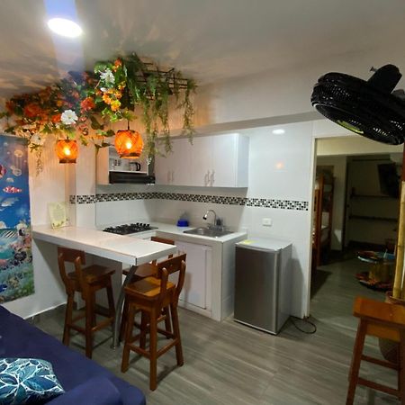 Acuarios Hostal Playa Ladrilleros Bagian luar foto