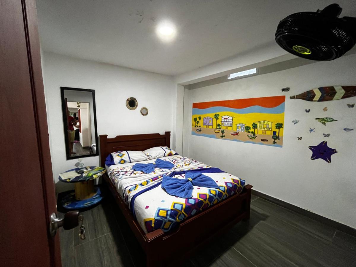 Acuarios Hostal Playa Ladrilleros Bagian luar foto