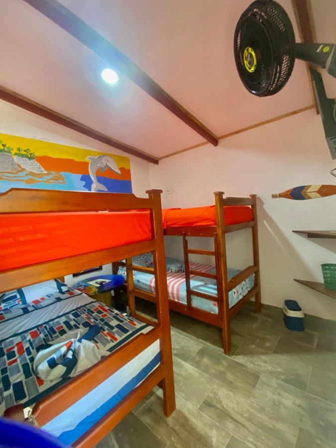 Acuarios Hostal Playa Ladrilleros Bagian luar foto