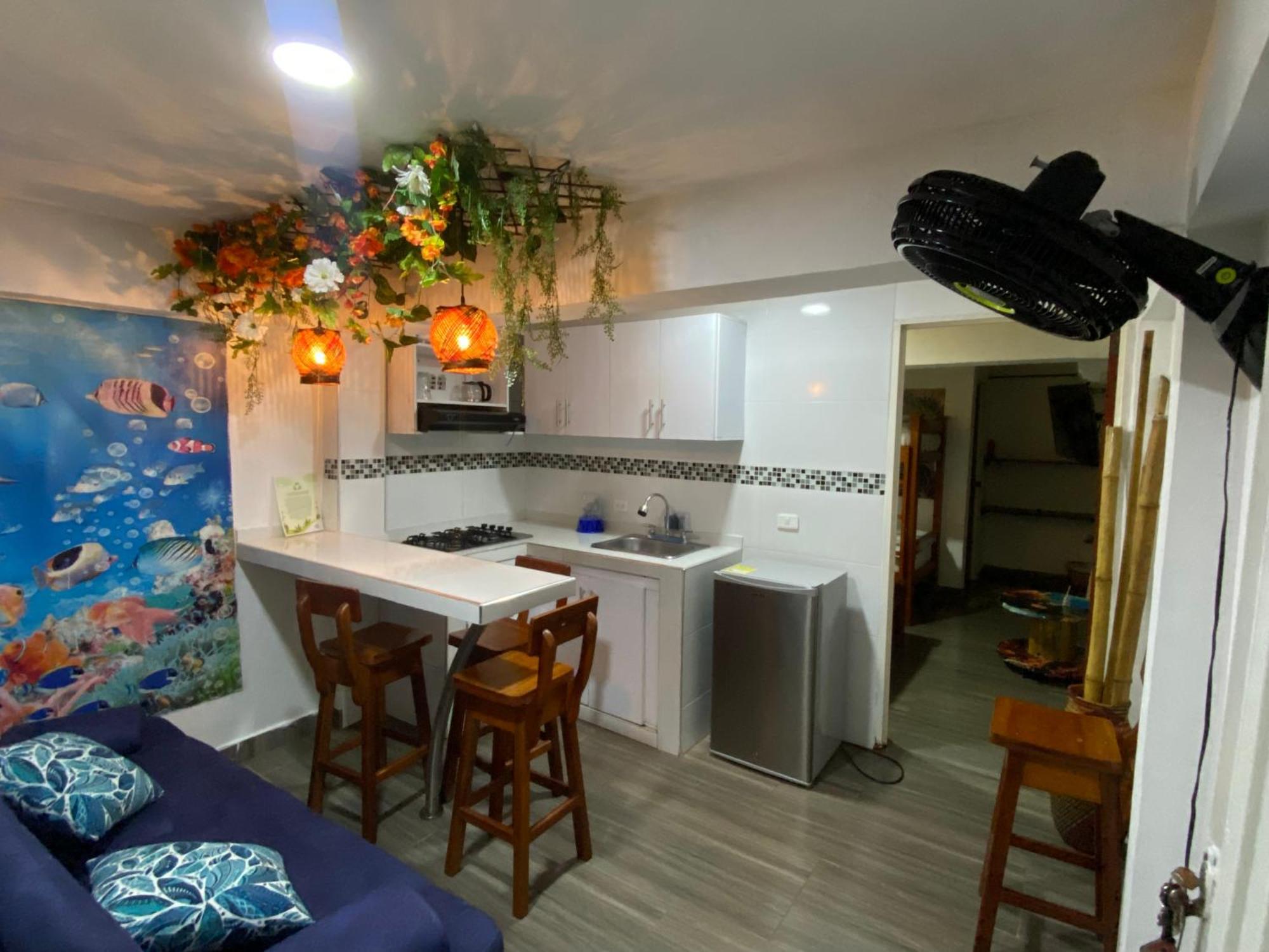 Acuarios Hostal Playa Ladrilleros Bagian luar foto