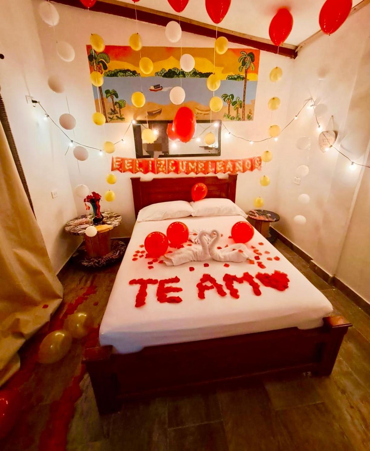 Acuarios Hostal Playa Ladrilleros Bagian luar foto